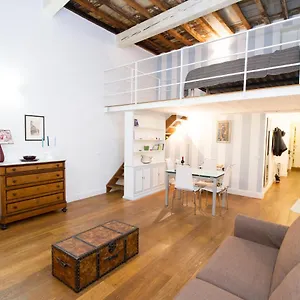 Charming Santa Croce Loft Florencia
